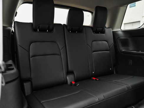 New 2025 Nissan Pathfinder Platinum w/ Lighting Package (N92) image 12