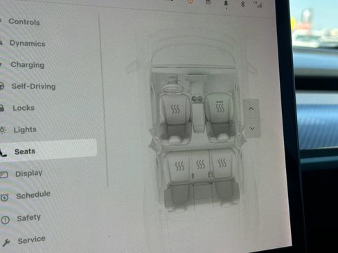 Used 2021 Tesla Model Y Long Range AWD/4WD image 43