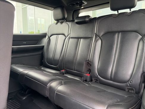 Used 2022 Jeep Wagoneer Series I w/ Convenience Group I AWD/4WD image 31