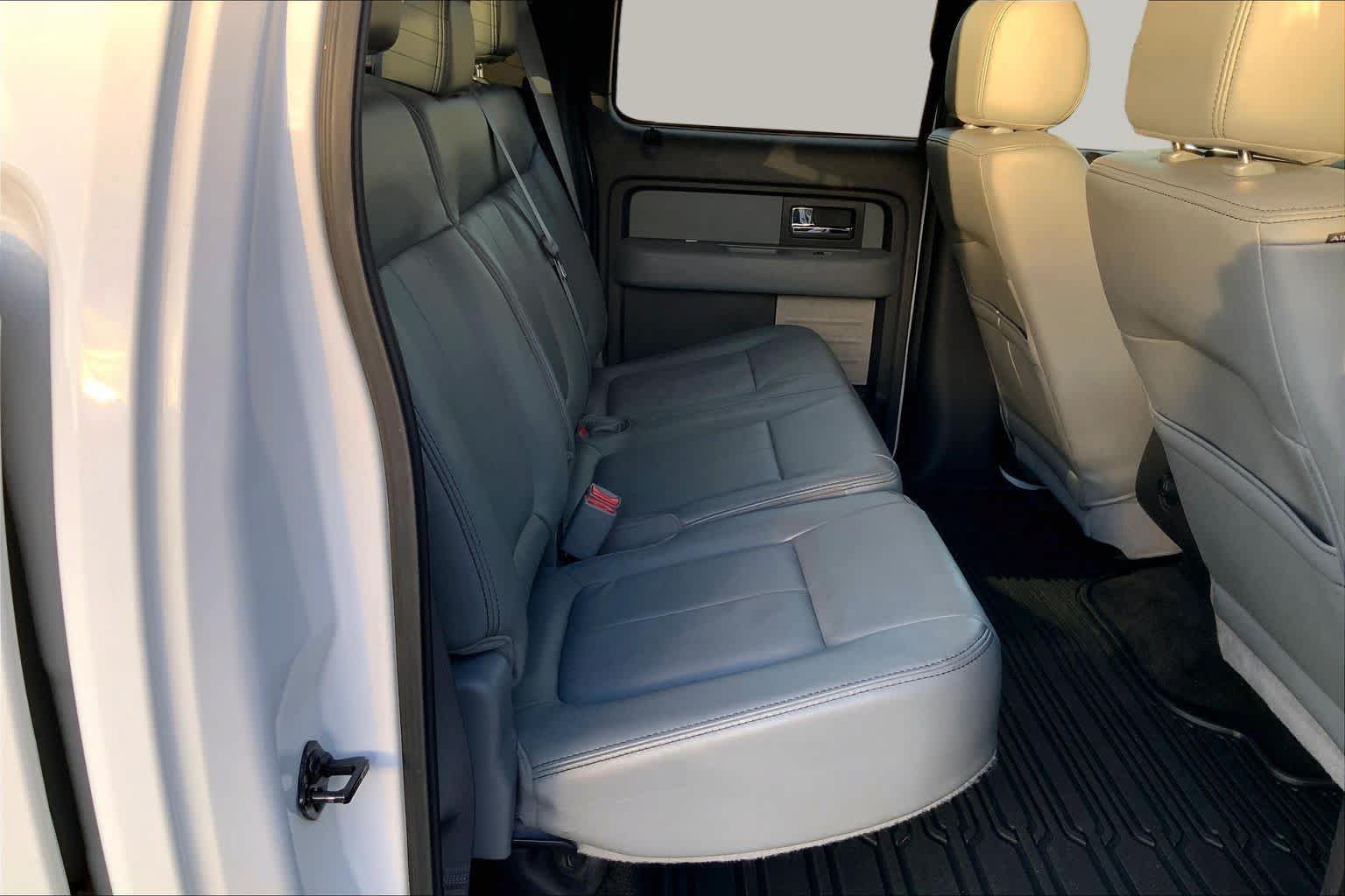 Used 2014 Ford F150 XLT w/ Equipment Group 302A Luxury AWD/4WD image 16