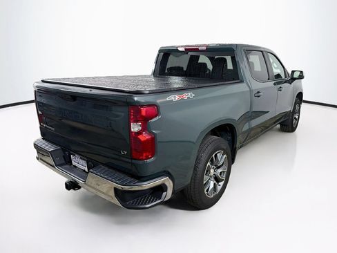 Used 2025 Chevrolet Silverado 1500 LT AWD/4WD image 5