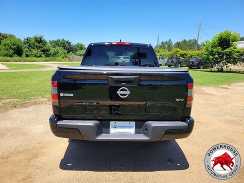 Used 2023 Nissan Frontier SV RWD image 4