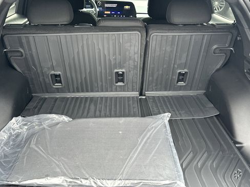 New 2026 Chevrolet Equinox EV LT image 20