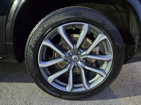 Used 2018 Volvo XC90 T6 Momentum w/ Convenience Package image 24