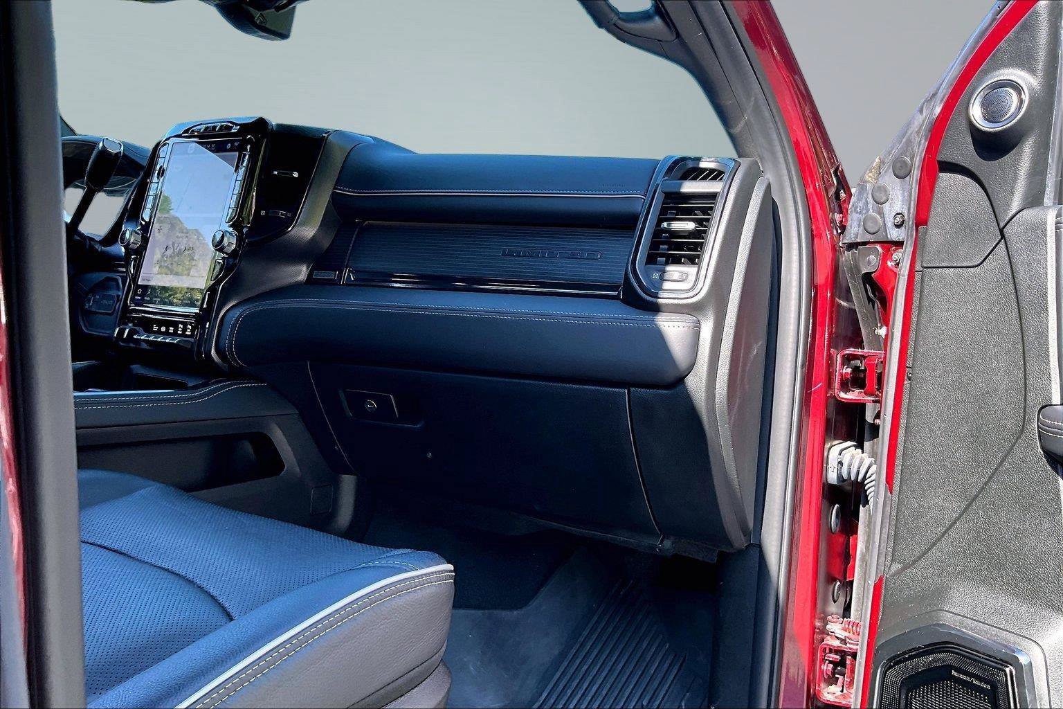 Certified 2024 RAM 2500 Limited AWD/4WD image 17