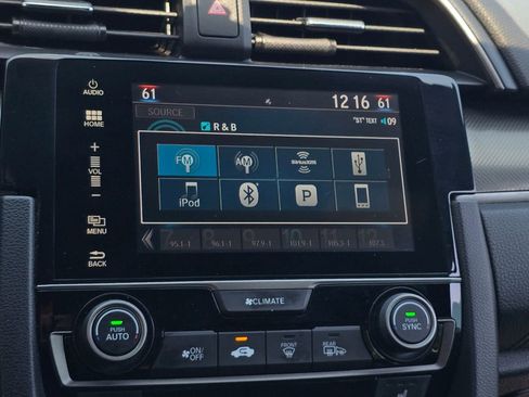 Used 2018 Honda Civic EX image 18