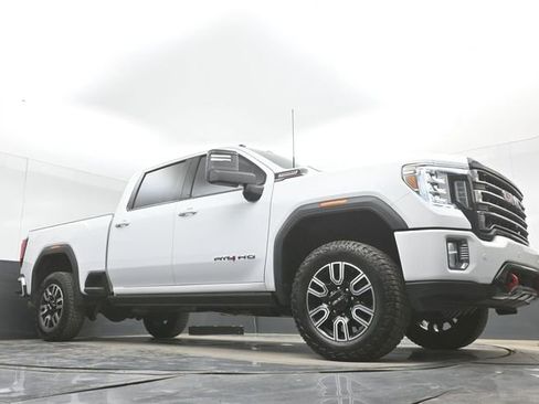 Used 2021 GMC Sierra 2500 AT4 w/ AT4 Premium Plus Package image 43