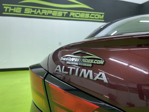 Used 2023 Nissan Altima 2.5 SV image 13