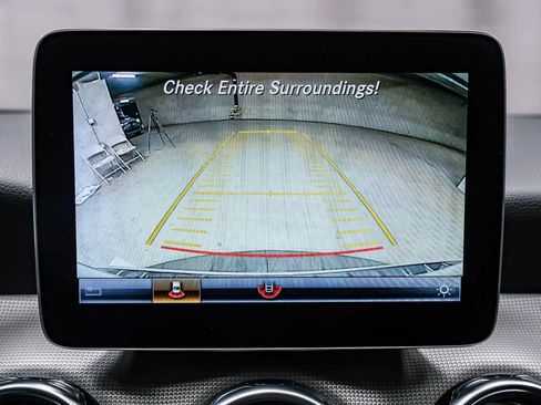 Certified 2018 Mercedes-Benz GLA 250 image 25