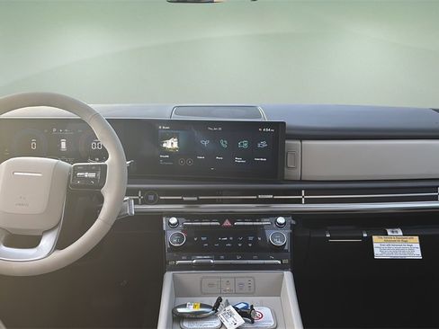 Used 2026 Hyundai Santa Fe SEL image 18