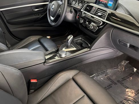 Used 2018 BMW 330i Sedan w/ Convenience Package image 32