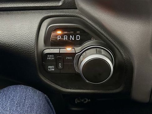 Used 2024 RAM 2500 Big Horn w/ Bed Utility Group image 16