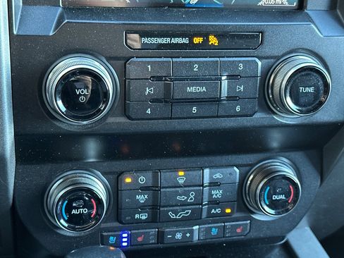 Used 2019 Ford F150 Raptor w/ Equipment Group 802A Luxury image 26