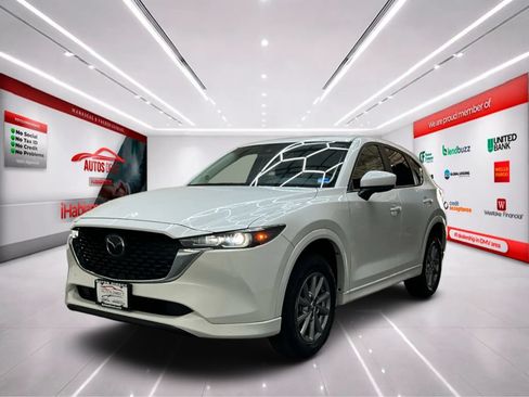 Used 2025 MAZDA CX-5 AWD 2.5 S w/ Preferred Package image 3