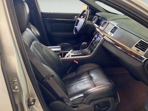 Used 2009 Lincoln MKS AWD image 31