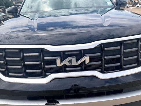 Used 2023 Kia Telluride S FWD image 30