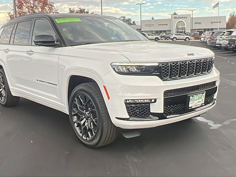 New 2025 Jeep Grand Cherokee L Summit image 1