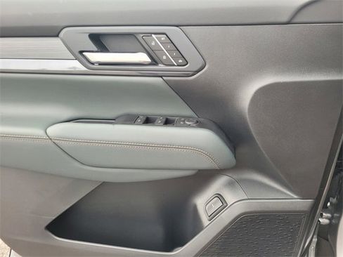 New 2026 GMC Terrain AT4 w/ Convenience Package III image 20