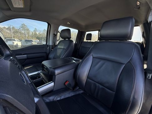 Used 2023 Ford F250 Lariat w/ Black Appearance Package image 22