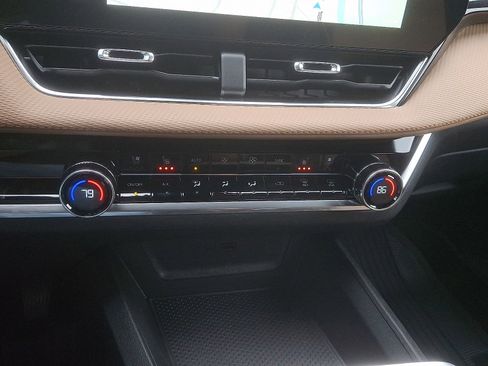 New 2026 Chevrolet Equinox ACTIV w/ Convenience Package III image 15