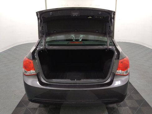 Used 2014 Chevrolet Cruze LT w/ Technology Package FWD image 29
