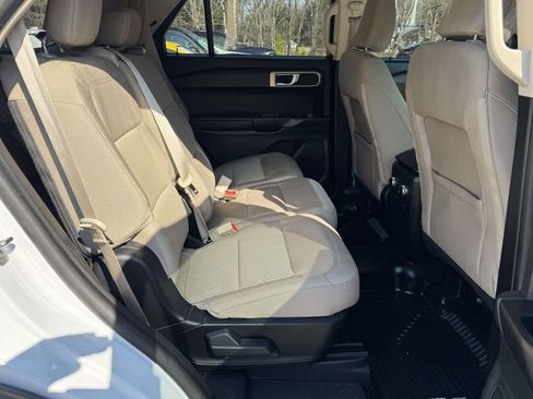Used 2021 Ford Explorer 4WD image 14