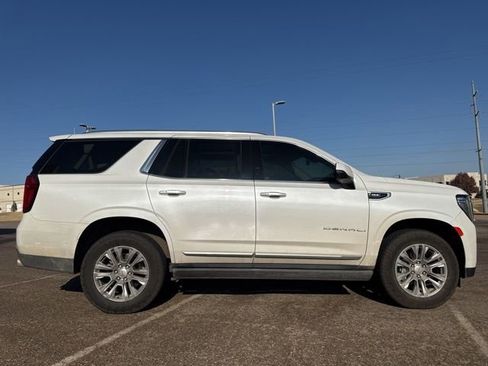 Used 2021 GMC Yukon Denali w/ LPO, Illumination Package image 6