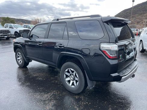 Used 2020 Toyota 4Runner TRD Off-Road Premium image 5