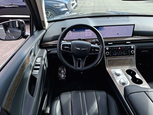 Used 2025 Genesis GV80 2.5T Advanced image 21