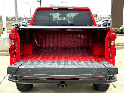 Used 2023 Chevrolet Silverado 1500 Custom Trail Boss w/ LPO, Dark Essentials Package image 31