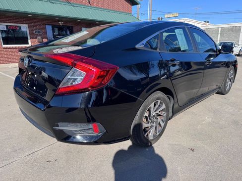 Used 2016 Honda Civic EX image 10