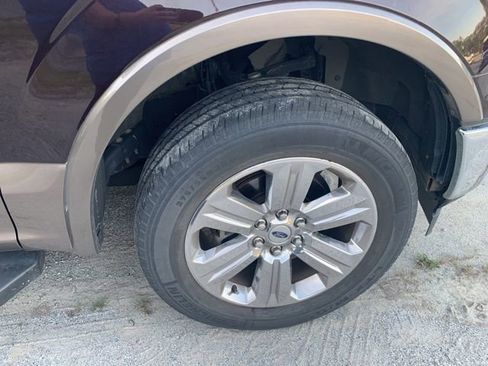Used 2018 Ford F150 Lariat w/ Equipment Group 502A Luxury AWD/4WD image 10