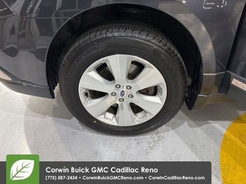 Used 2011 Subaru Outback 3.6R Limited w/ PWR Moonroof Pkg AWD/4WD image 31