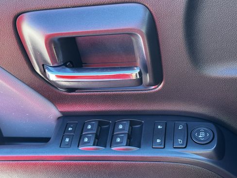 Used 2018 GMC Sierra 1500 2WD Crew Cab w/ Sierra Convenience Package image 24