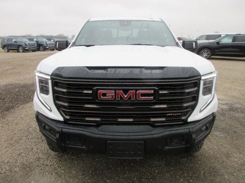 New 2026 GMC Sierra 1500 AT4X w/ AT4X AEV Edition image 12