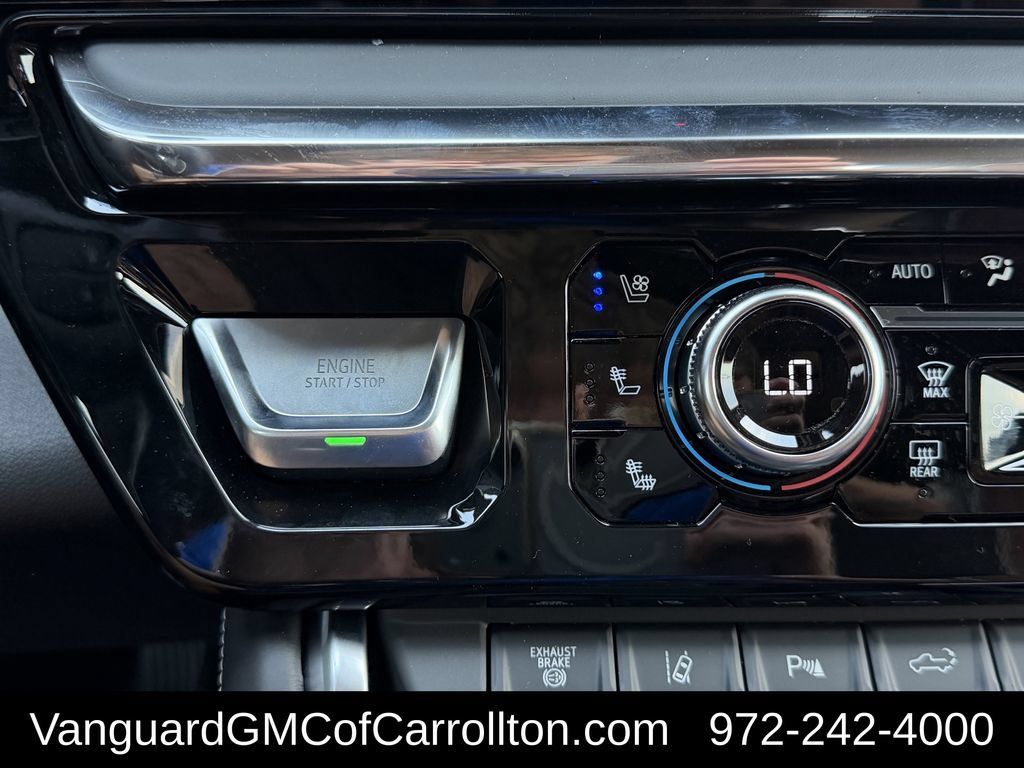 New 2026 GMC Sierra 2500 Denali Ultimate AWD/4WD image 18