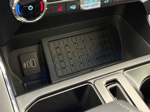 Used 2025 Ford F150 XLT w/ Equipment Group 302A MID image 26