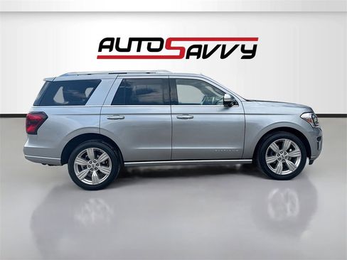 Used 2023 Ford Expedition Platinum image 8