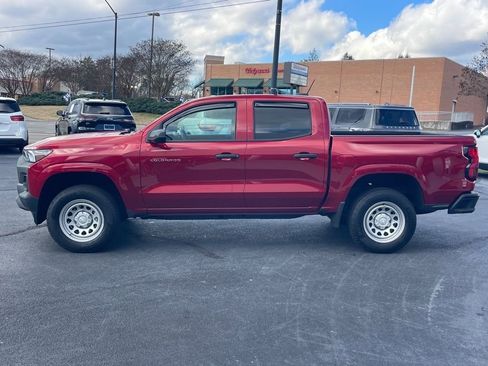 Used 2025 Chevrolet Colorado W/T image 4
