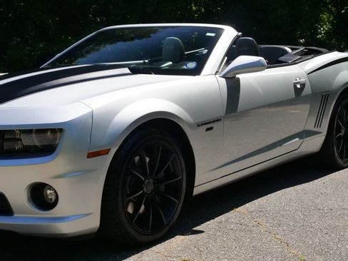Used 2011 Chevrolet Camaro SS w/ RS Package RWD image 43