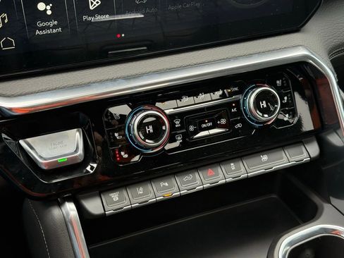 New 2026 GMC Sierra 3500 Denali w/ Denali Reserve Package image 33