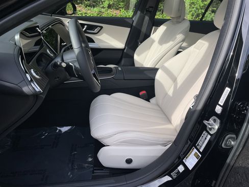 New 2026 Mercedes-Benz E 350 Sedan image 21