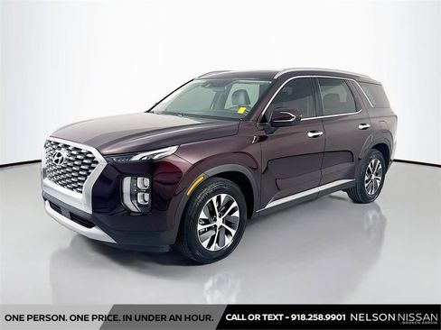 Used 2020 Hyundai Palisade SEL FWD image 1