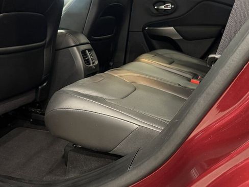 Used 2019 Jeep Cherokee High Altitude image 19