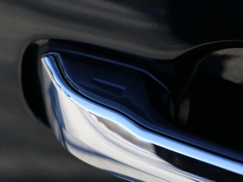 Used 2023 Toyota Sequoia Limited image 15