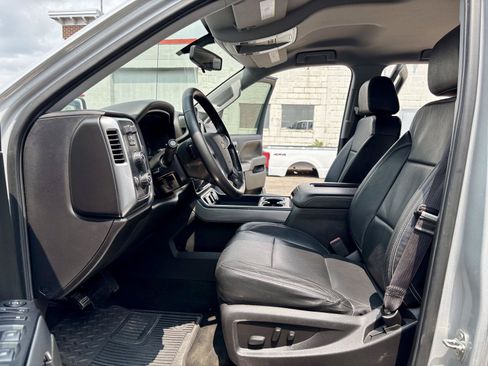 Used 2016 Chevrolet Silverado 1500 LT w/ LT Convenience Package AWD/4WD image 2