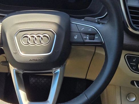 Used 2023 Audi Q5 e Premium Plus w/ Premium Plus Package AWD/4WD image 17