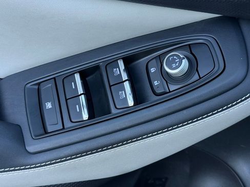 Used 2023 Subaru Forester Limited image 63