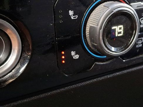 Used 2023 Chevrolet Silverado 1500 LT image 25