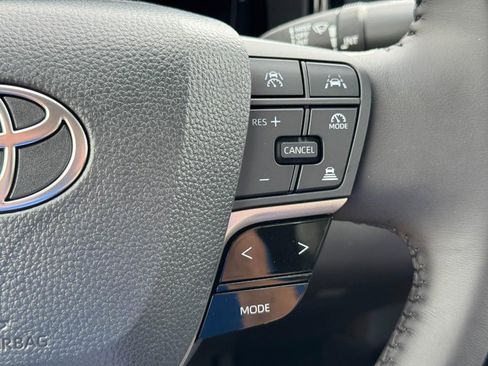 New 2026 Toyota Camry Hybrid image 13